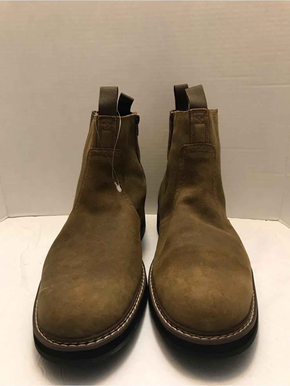 Timberland Men's Chukka Boots in Olive Green Suede